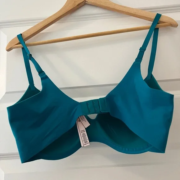 3/$20 Victoria's Secret Teal Bra - Picture 2 of 4